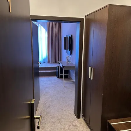 Artimino بيت ضيافة 4*